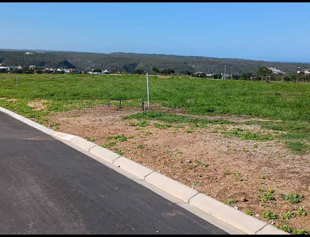 LAND FOR SALE IN STILBAAI-WES